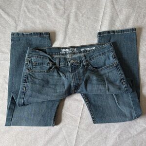 Signature Levi's Classic Denim Jeans